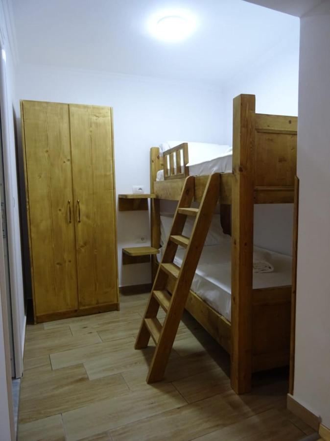Guesthouse Riverside Berat Buitenkant foto